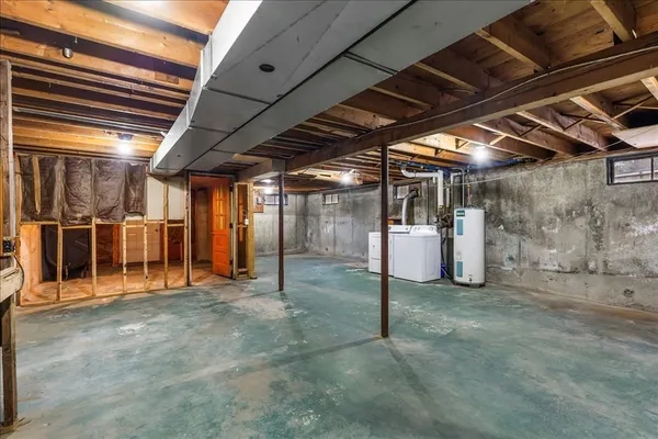 a view of a garage