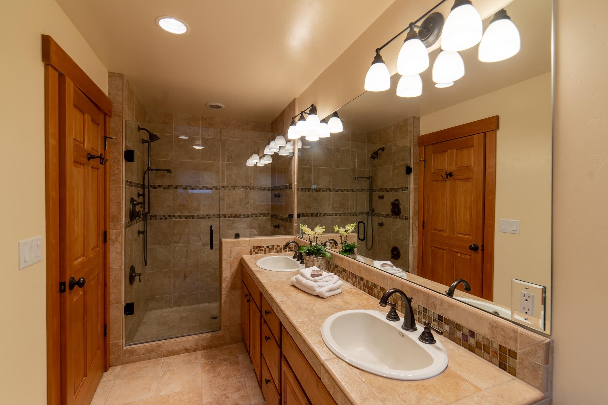406 Lodgepole Truckee, CA 96161 - Photo 20 of 21 a bathroom with a sink double vanity and a mirror