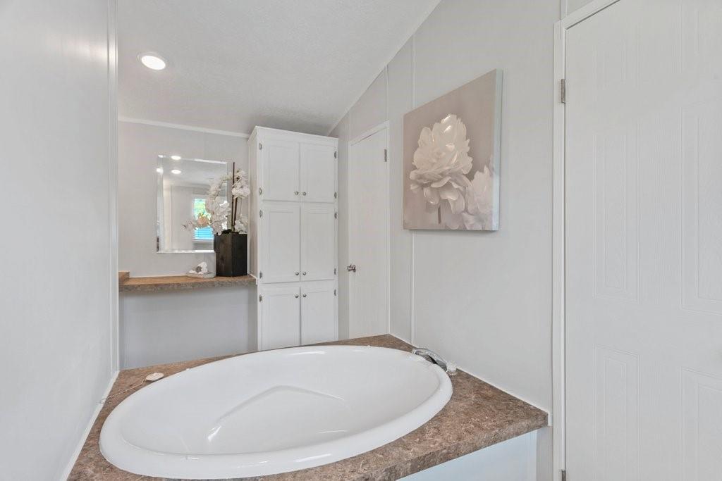 922 Mini Ranch Lane Sulphur, LA 70663 - Photo 13 of 18 Gallery Image 13