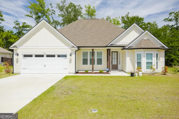 $344,900 | 3033 Reynolda Drive, Hahira, GA 31632