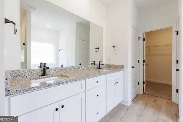 $345,000 | 3033 Reynolda Drive, Hahira, GA 31632