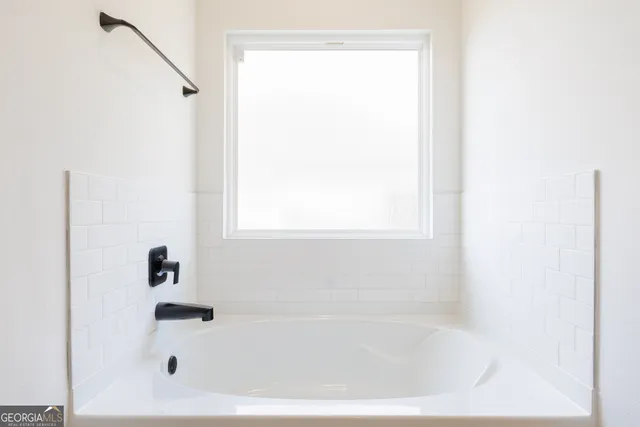 $345,000 | 3033 Reynolda Drive, Hahira, GA 31632