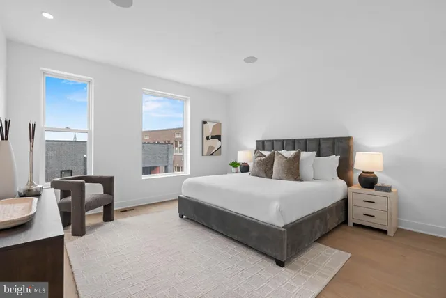 $825,000 | 650 Fairmount Avenue, Unit I3, Philadelphia, PA 19123