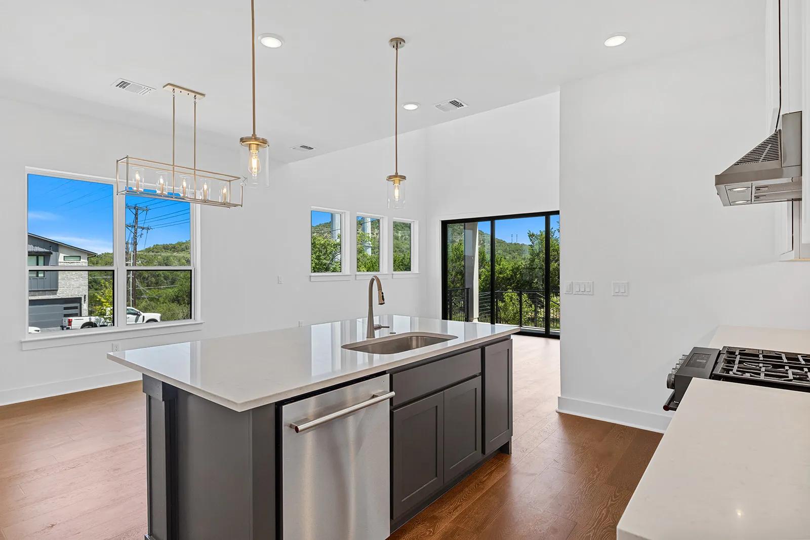 405 Austin Hts Road Lakeway, TX 78738 - Photo 15 of 40 Gallery Image 15