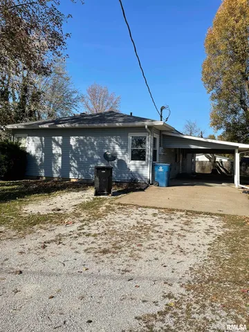 $750,000 | 17726 Quiet Acres Road, Scheller, IL 62883