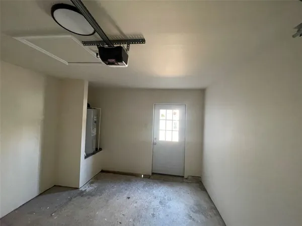 $1,795 | 2508 South Texas Avenue, Pearland, TX 77581