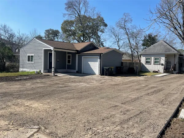 $1,795 | 2508 South Texas Avenue, Pearland, TX 77581