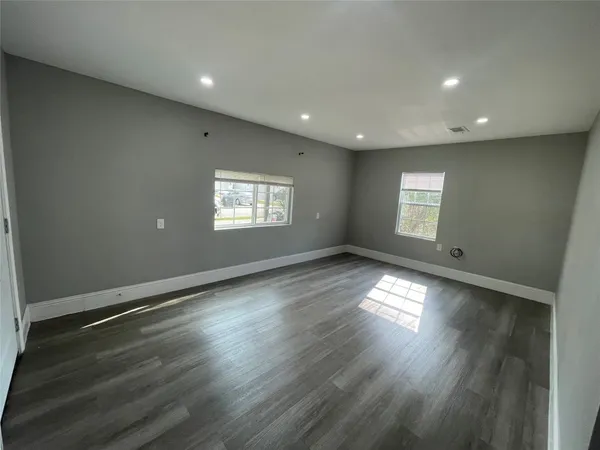 $1,795 | 2508 South Texas Avenue, Pearland, TX 77581