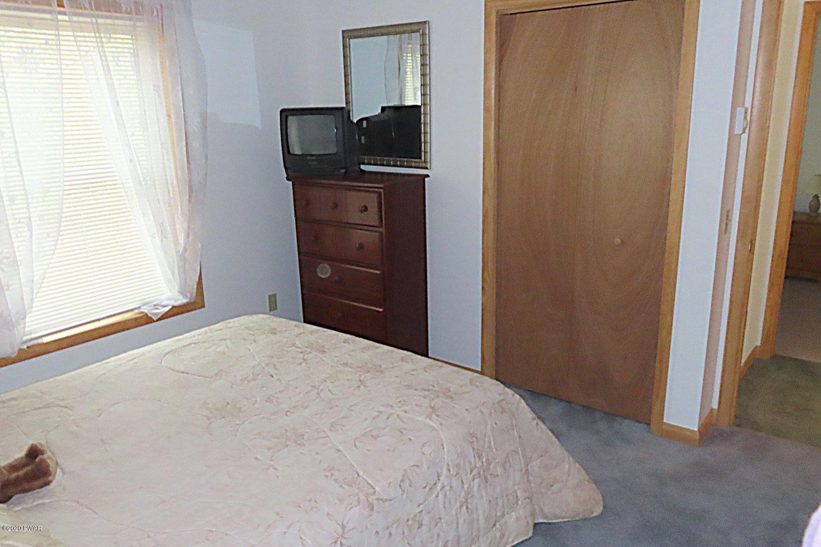 1034 Tomahawk Road Lake Ariel, PA 18436 - Photo 31 of 53 Bedroom 3
