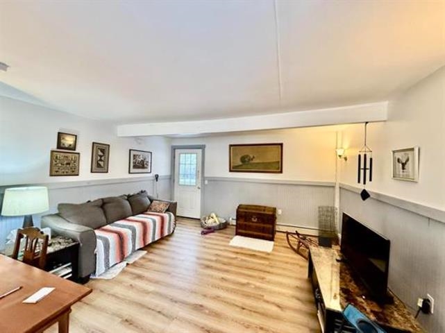 59-78 Railroad Street Johnson, VT 05656 - Photo 4 of 47