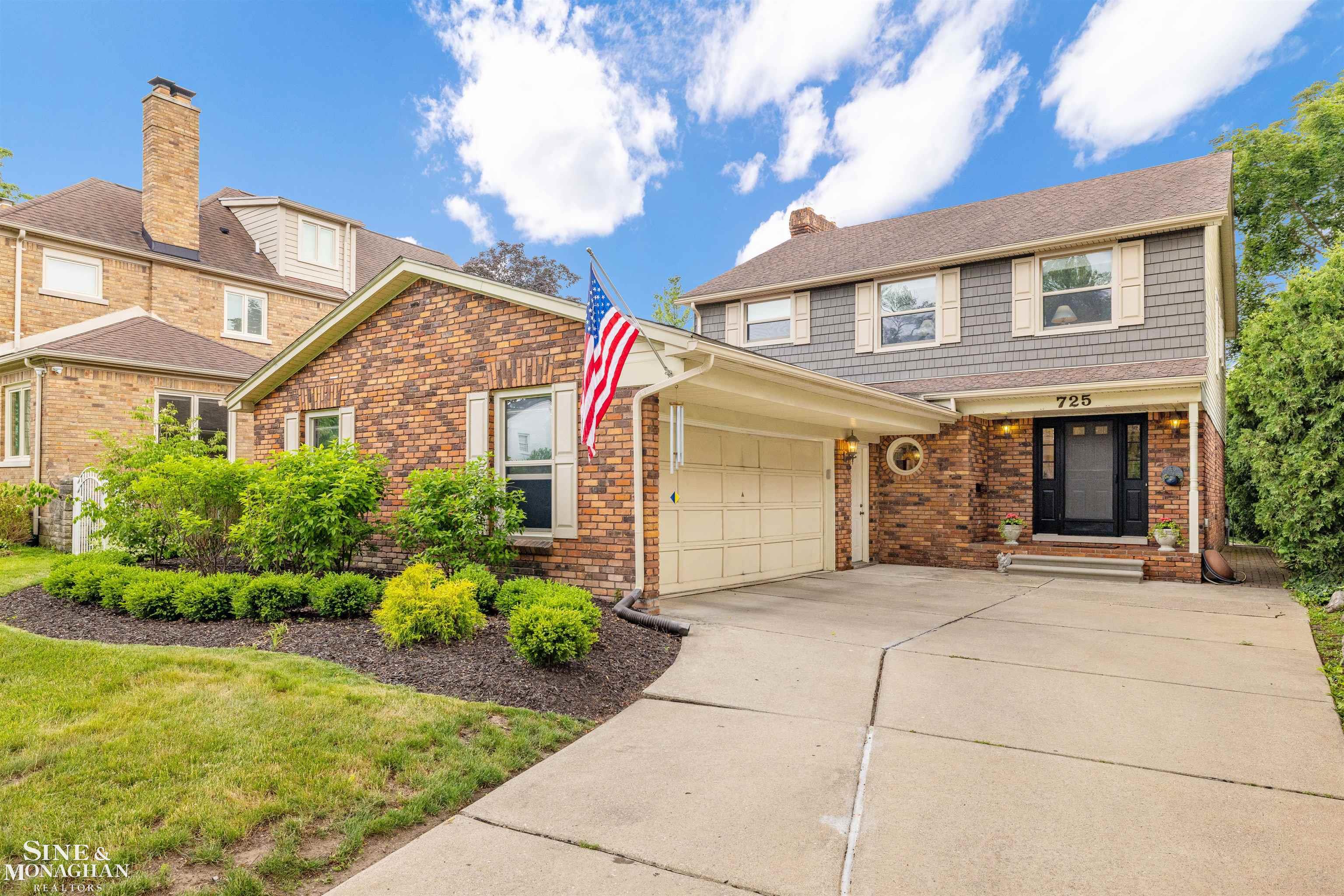 725 Fisher Road Grosse Pointe, MI 48230 - Photo 3 of 63 Attached garage