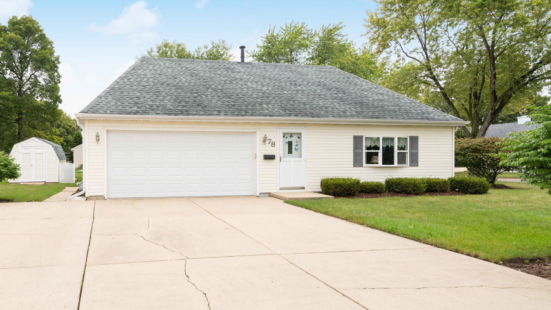 78 Long Beach Road Montgomery, IL 60538 - Photo 1 of 16