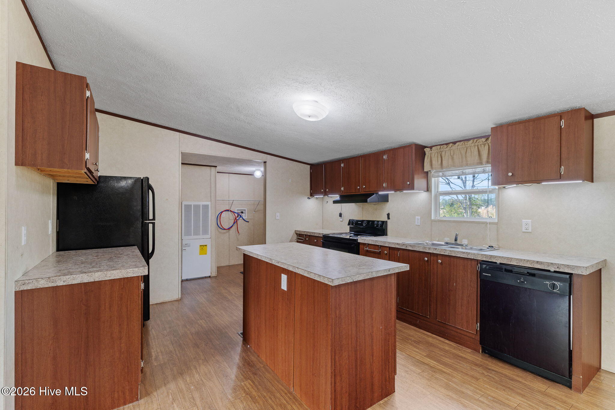 898 Livingston Chapel Road Delco, NC 28436 - Photo 10 of 38 Kitchen