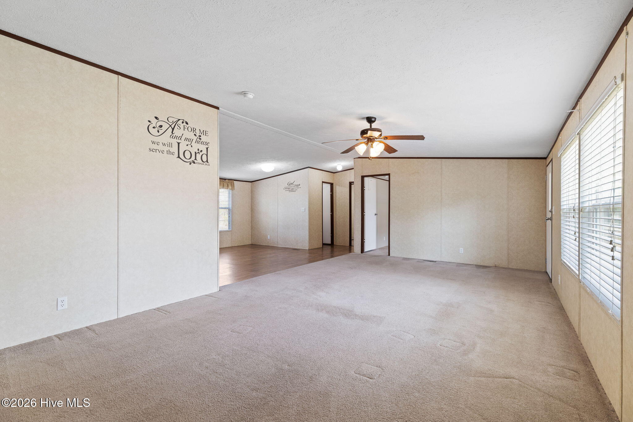 898 Livingston Chapel Road Delco, NC 28436 - Photo 8 of 38 Living Room
