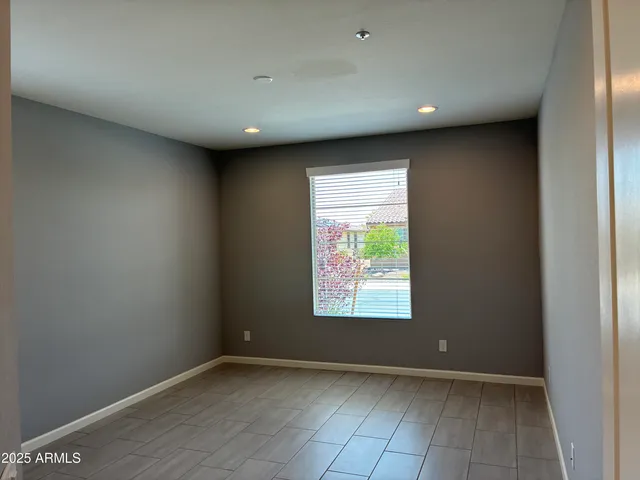 $2,695 | 13418 West Mayberry Trail, Peoria, AZ 85383