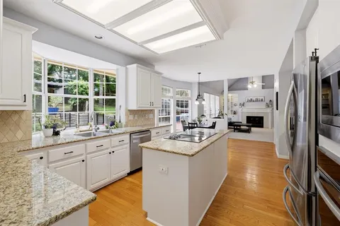 $825,000 | 3228 Horseshoe Drive, Grapevine, TX 76051