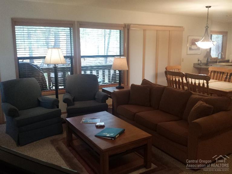 57383 Beaver Ridge Loop, Unit 35 D1 Sunriver, OR 97707 - Photo 1 of 10 Primary Photo
