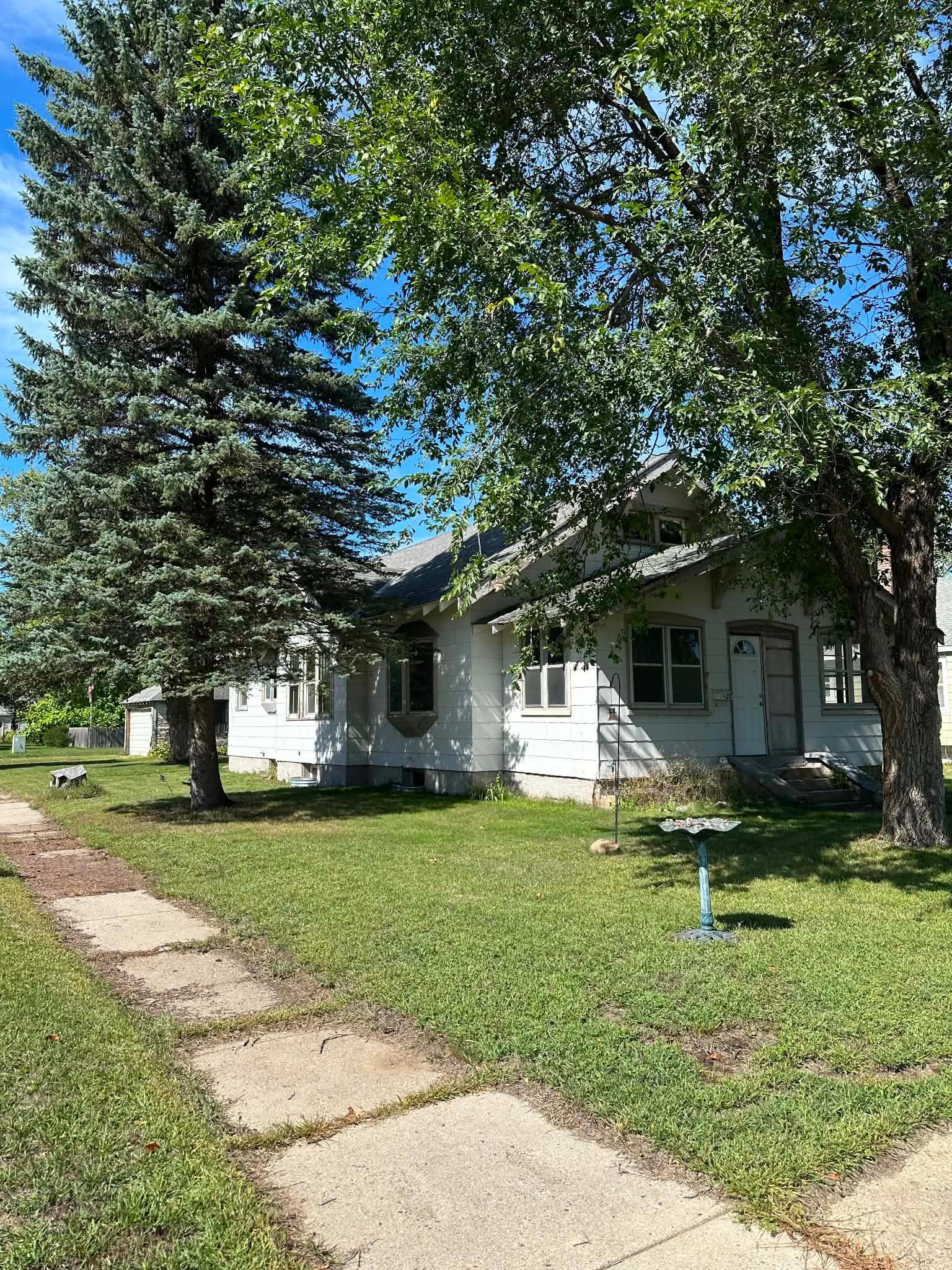 227 3rd Street Southwest Staples, MN 56479 - Photo 1 of 16 Gallery Image 1