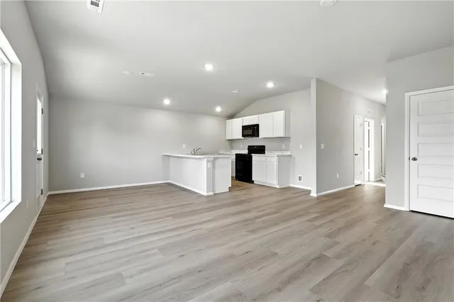 $304,740 | 37814 West 208th Terrace, Edgerton, KS 66021