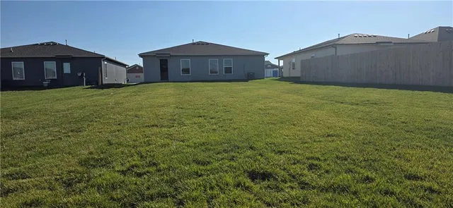 $304,740 | 37814 West 208th Terrace, Edgerton, KS 66021