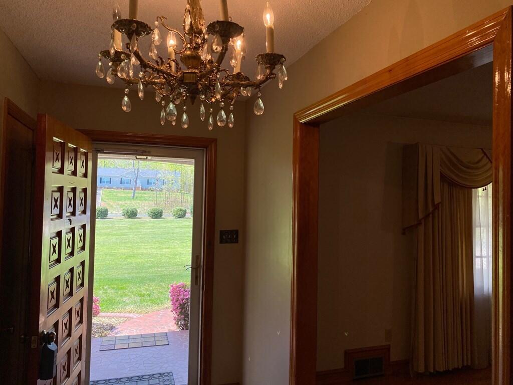 276 Sandy River Road Axton, VA 24054 - Photo 21 of 33 15