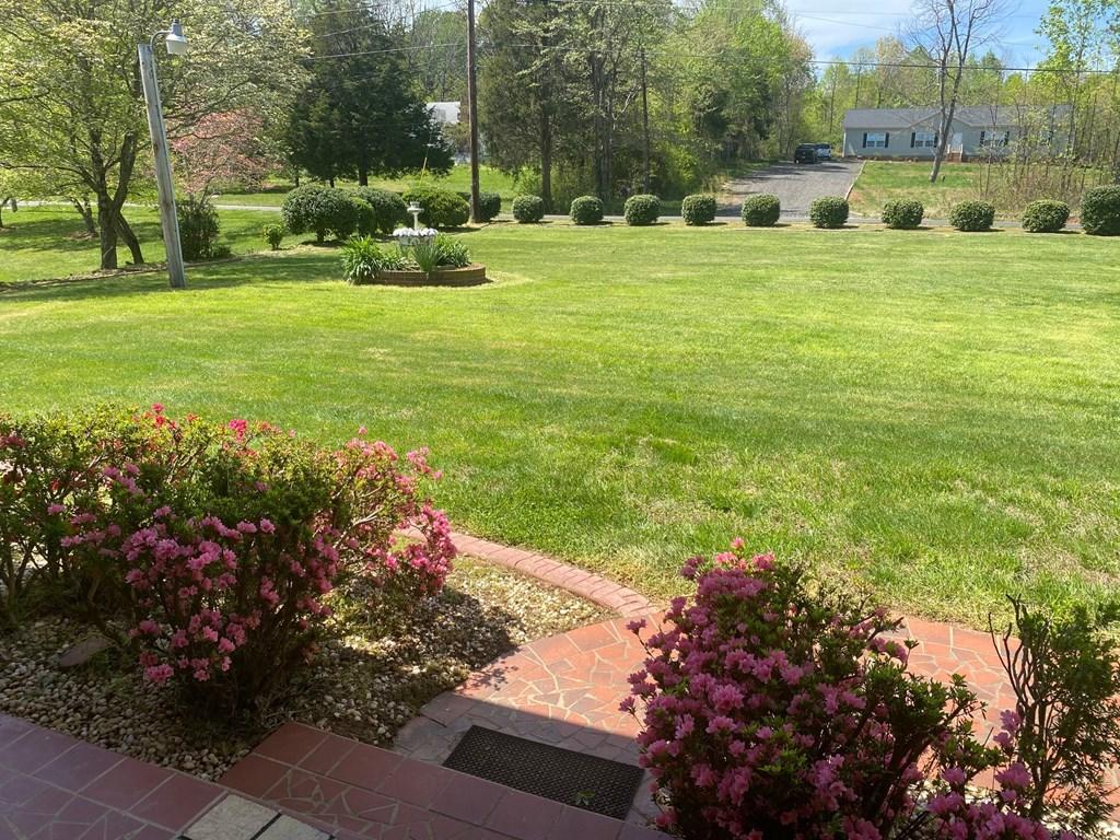 276 Sandy River Road Axton, VA 24054 - Photo 10 of 33 4