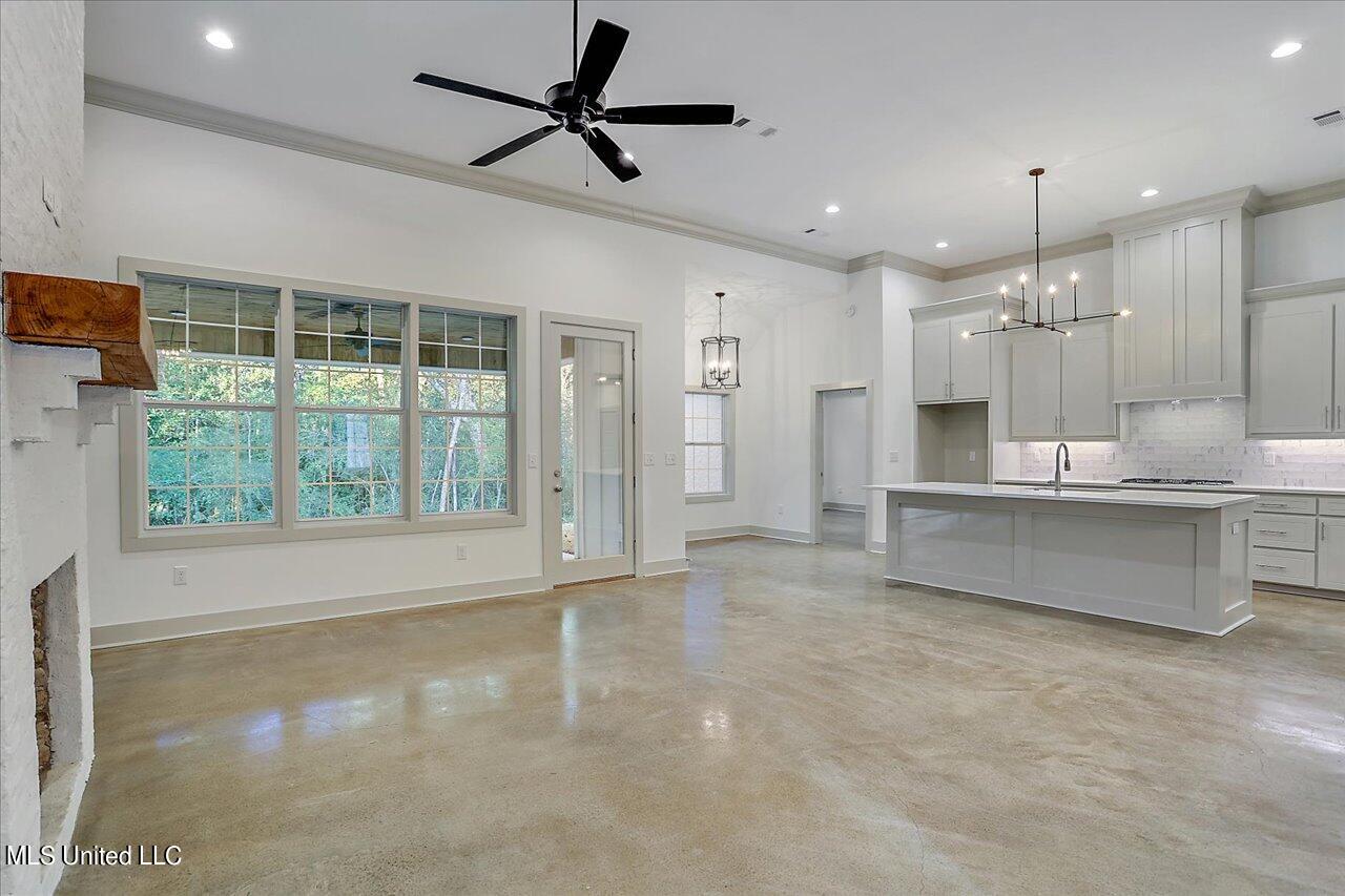 562 Traylor Road Florence, MS 39073 - Photo 12 of 47 12-562 Traylor Rd