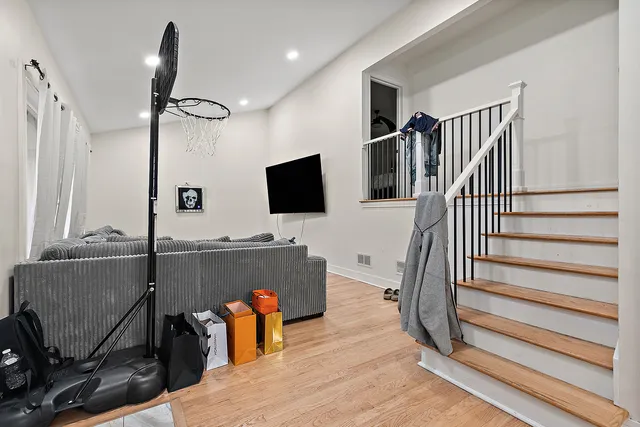 $510,000 | 500 Bunning Drive, Downers Grove, IL 60516