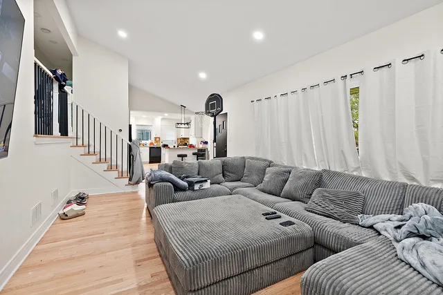 $510,000 | 500 Bunning Drive, Downers Grove, IL 60516