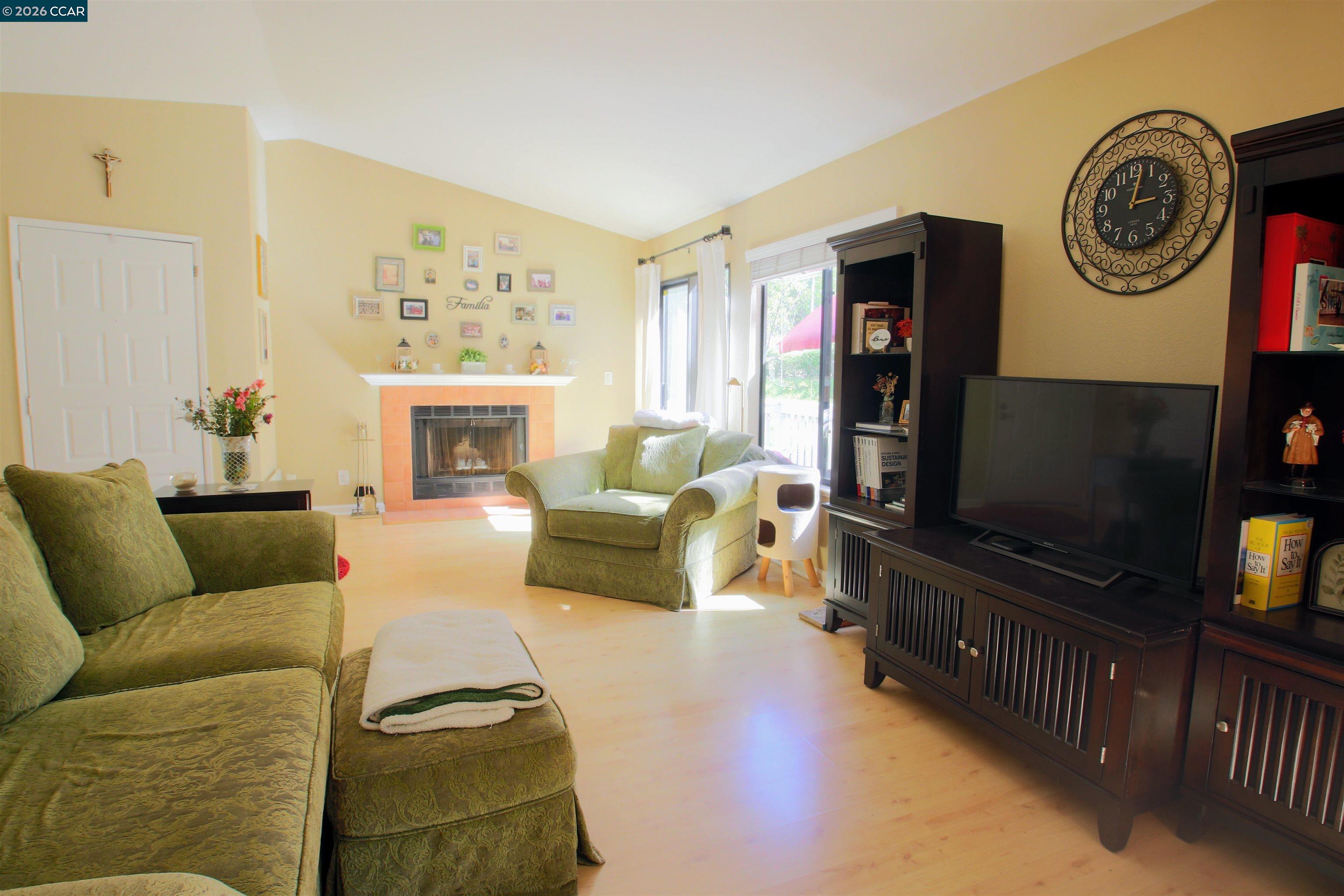 444 Mill Road Martinez, CA 94553 - Photo 11 of 33 Gallery Image 11