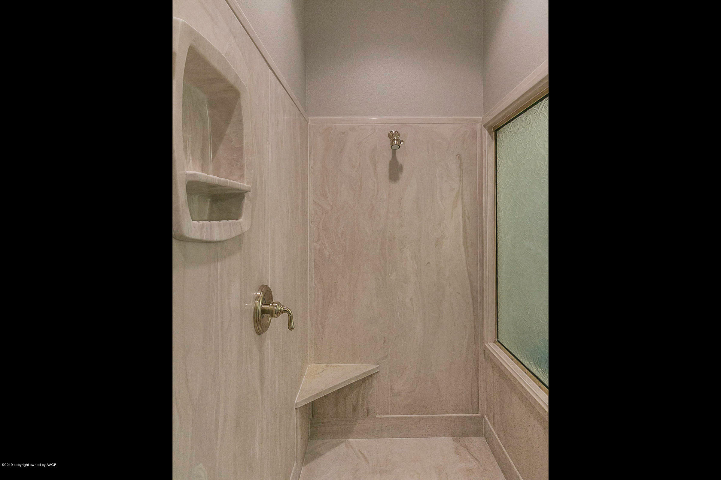 7607 Bayswater Road Amarillo, TX 79119 - Photo 21 of 31 021_Master Shower
