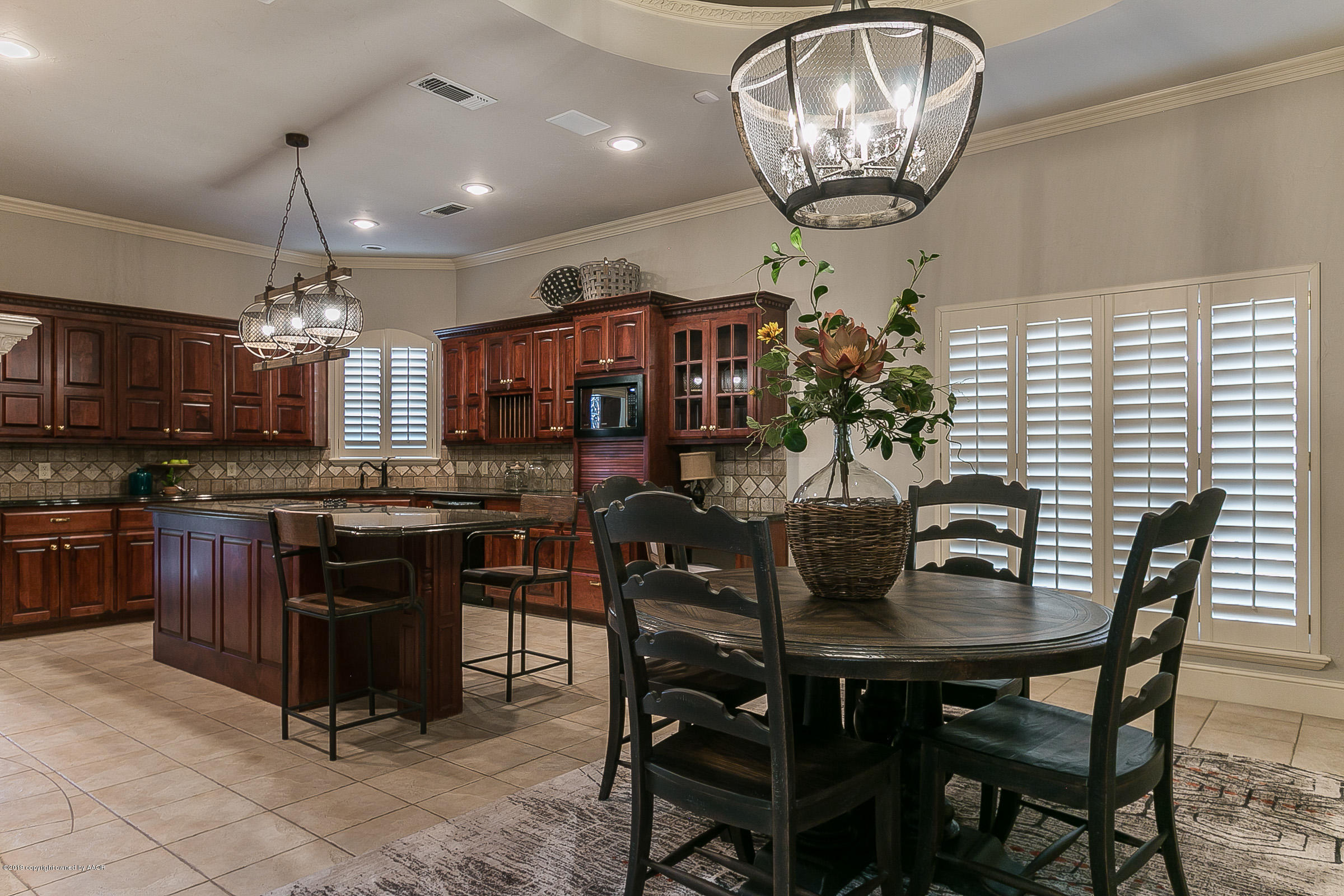 7607 Bayswater Road Amarillo, TX 79119 - Photo 8 of 31 008_Breakfast Room and Kitchen