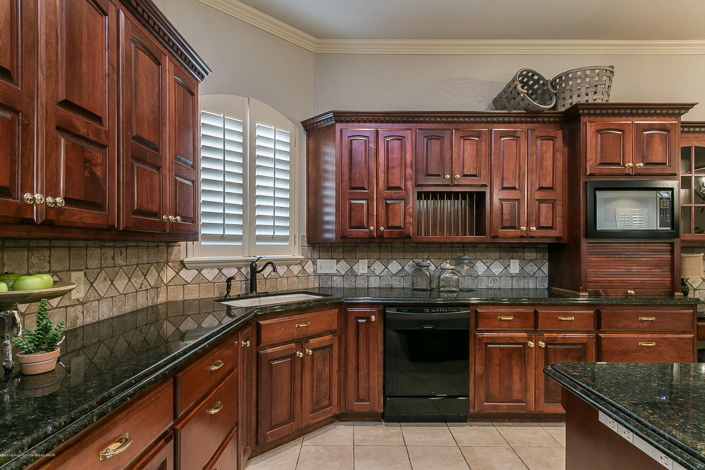 7607 Bayswater Road Amarillo, TX 79119 - Photo 10 of 31 010_Kitchen 2