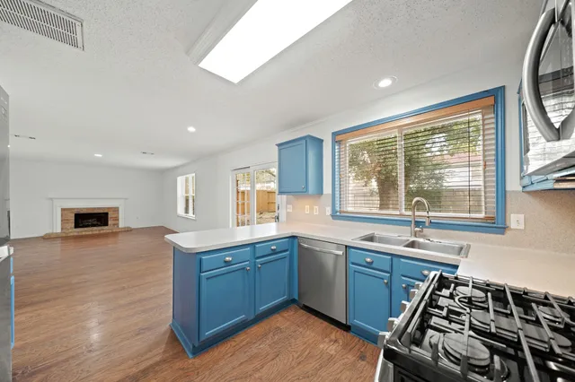 $2,095 | 21226 Park Willow Drive, Katy, TX 77450