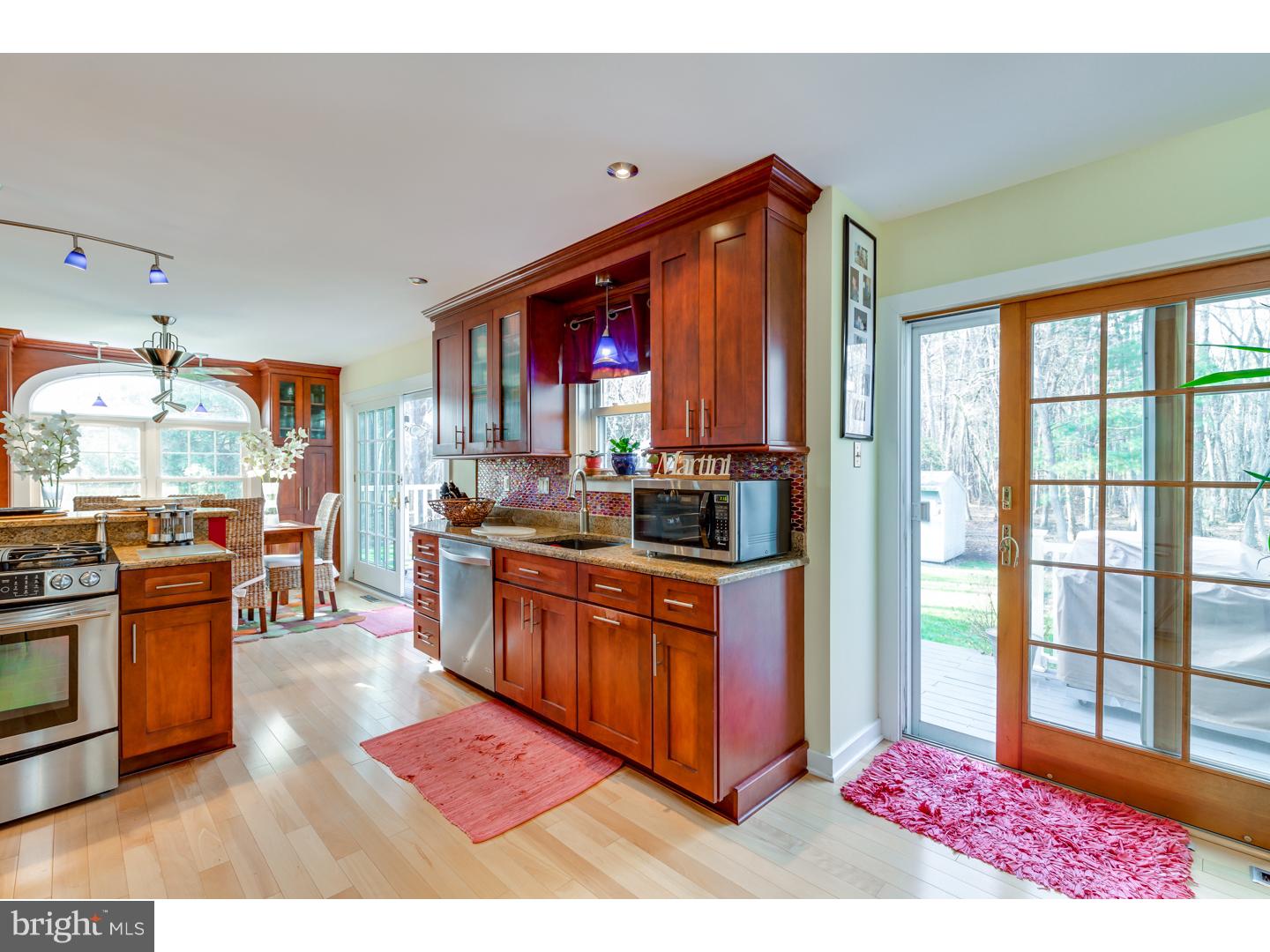 102 Heath Road Medford, NJ 08055 - Photo 11 of 24 Kitchen