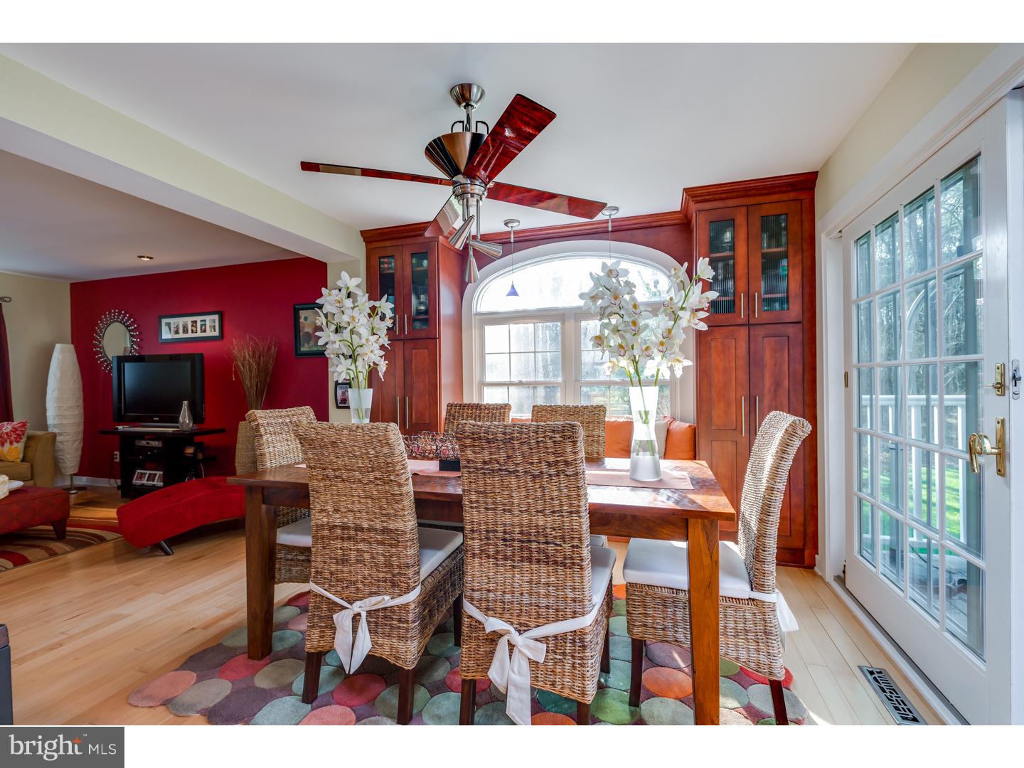 102 Heath Road Medford, NJ 08055 - Photo 8 of 24 Dining Room