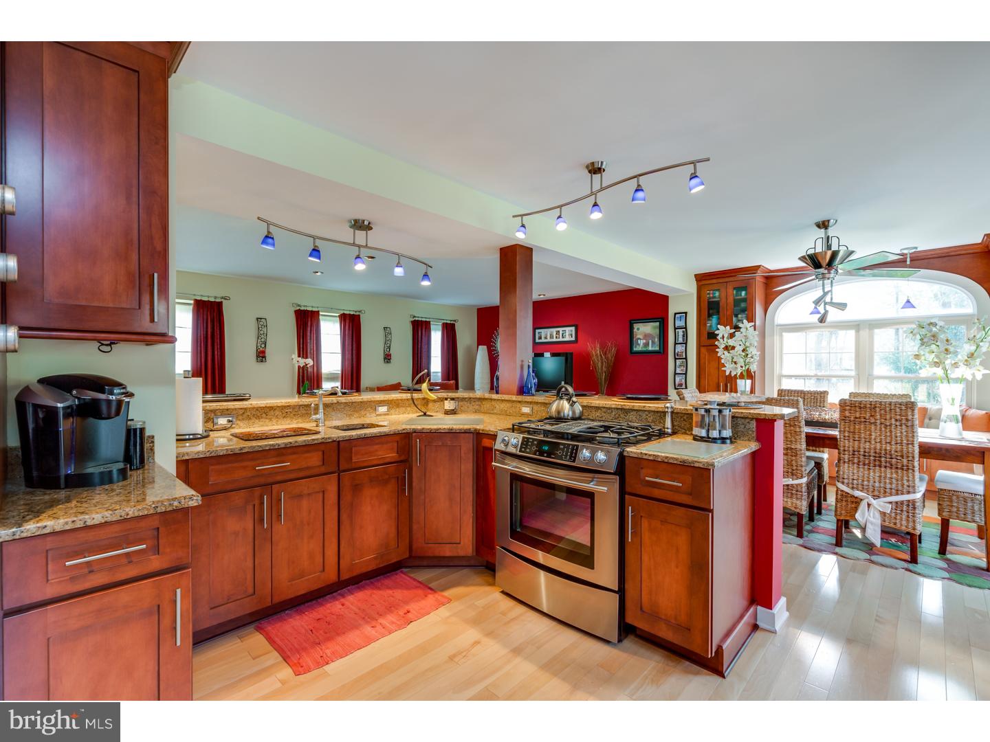 102 Heath Road Medford, NJ 08055 - Photo 10 of 24 Kitchen