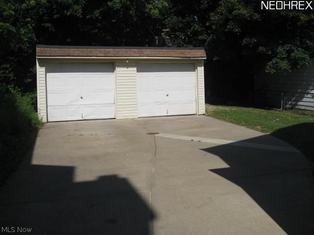 3682 Daleford Road Cleveland, OH 44120 - Photo 21 of 23