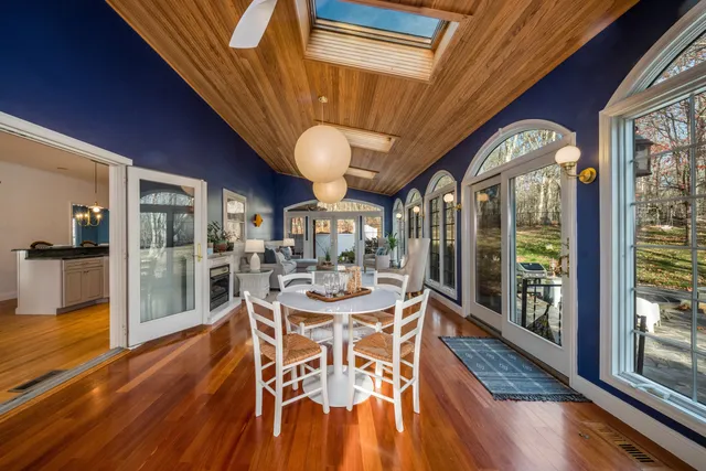 $879,000 | 25 Roast Meat Hill Road, Killingworth, CT 06419