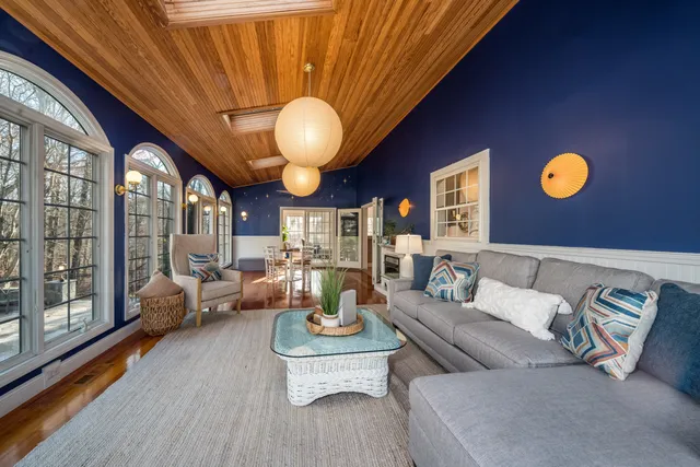 $879,000 | 25 Roast Meat Hill Road, Killingworth, CT 06419