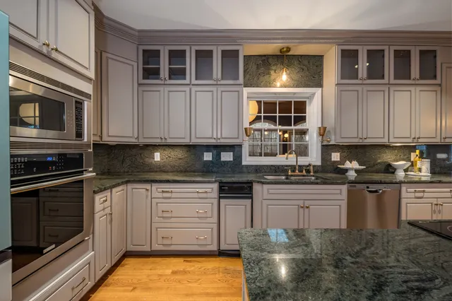 $879,000 | 25 Roast Meat Hill Road, Killingworth, CT 06419