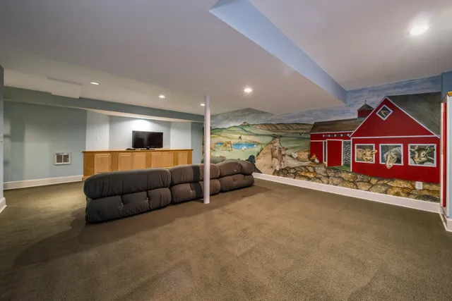 $879,000 | 25 Roast Meat Hill Road, Killingworth, CT 06419