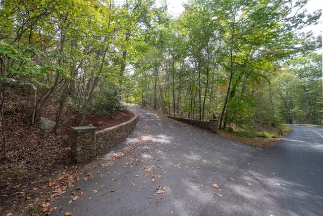 $879,000 | 25 Roast Meat Hill Road, Killingworth, CT 06419