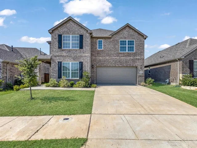 $549,900 | 9520 Trailway Drive, Oak Point, TX 75068