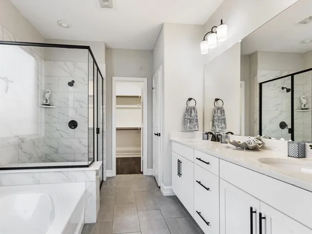 $549,900 | 9520 Trailway Drive, Oak Point, TX 75068