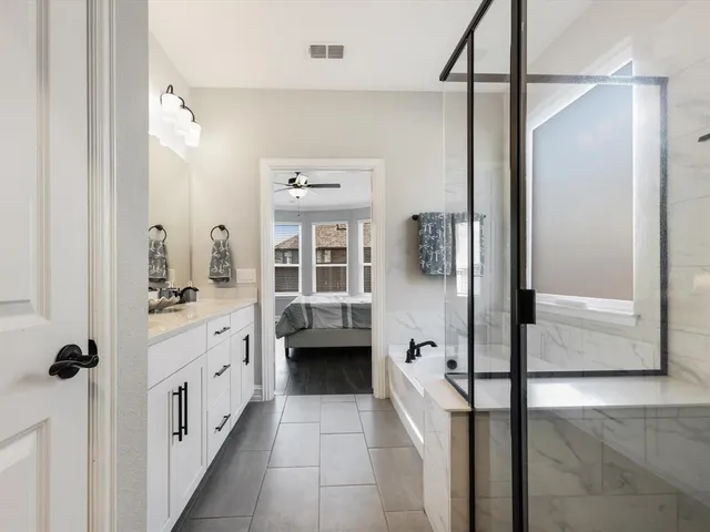 $549,900 | 9520 Trailway Drive, Oak Point, TX 75068