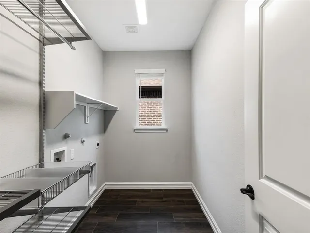 $549,900 | 9520 Trailway Drive, Oak Point, TX 75068