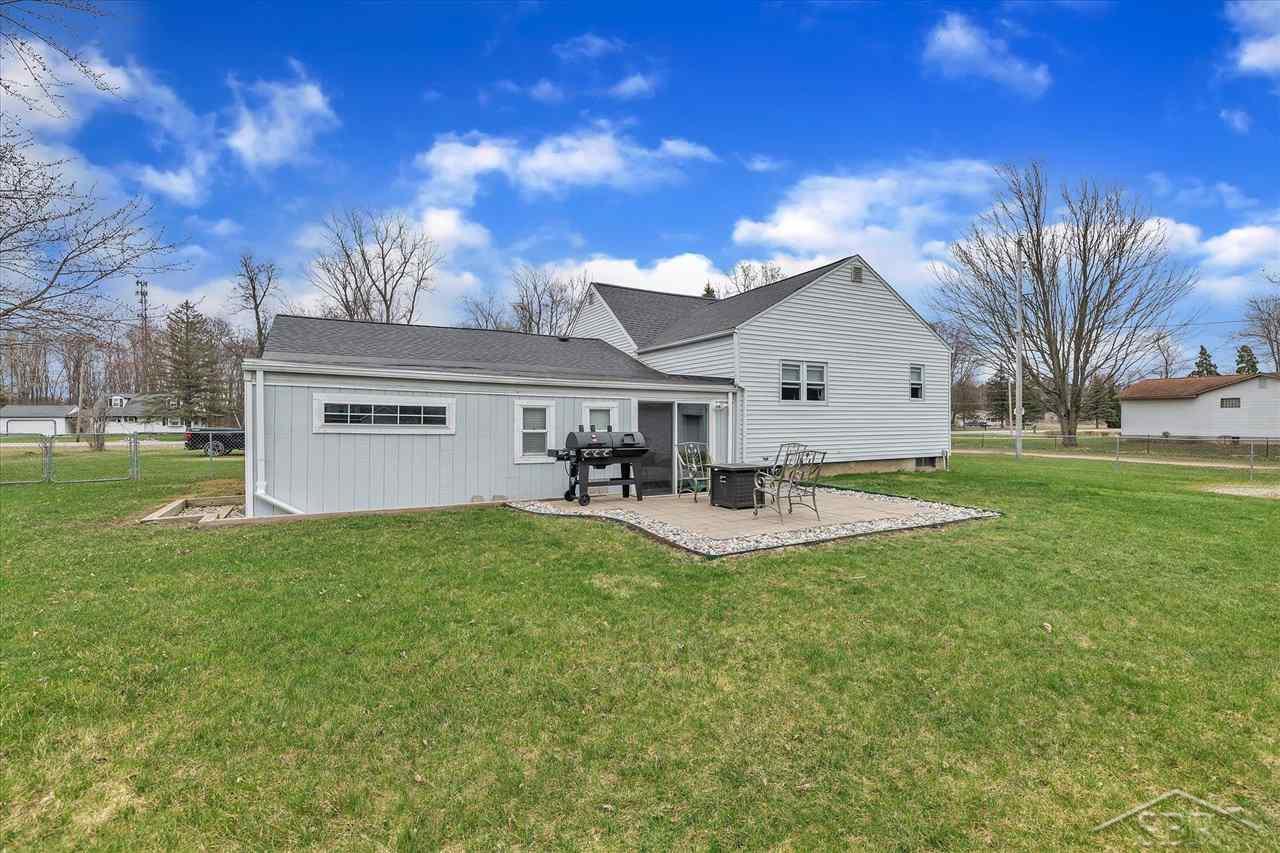 7207 North Linden Road Mount Morris, MI 48458 - Photo 33 of 42 50071540-32.JPG