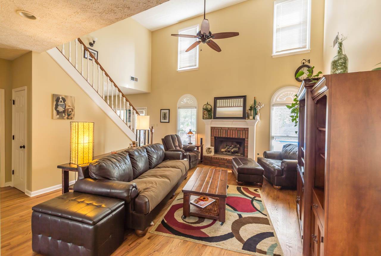 1126 Macon Ridge Drive Collierville, TN 38017 - Photo 3 of 25 Gallery Image 3