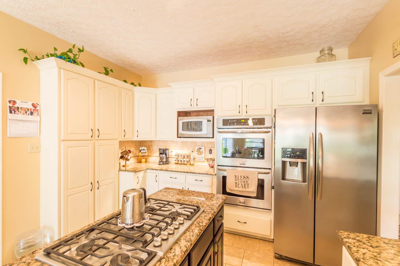 1126 Macon Ridge Drive Collierville, TN 38017 - Photo 6 of 25 Gallery Image 6